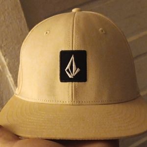 VOLCOM snapback